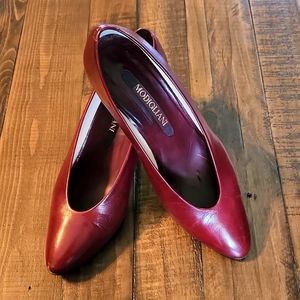 Modigliani Red Heel Shoe Sz 6